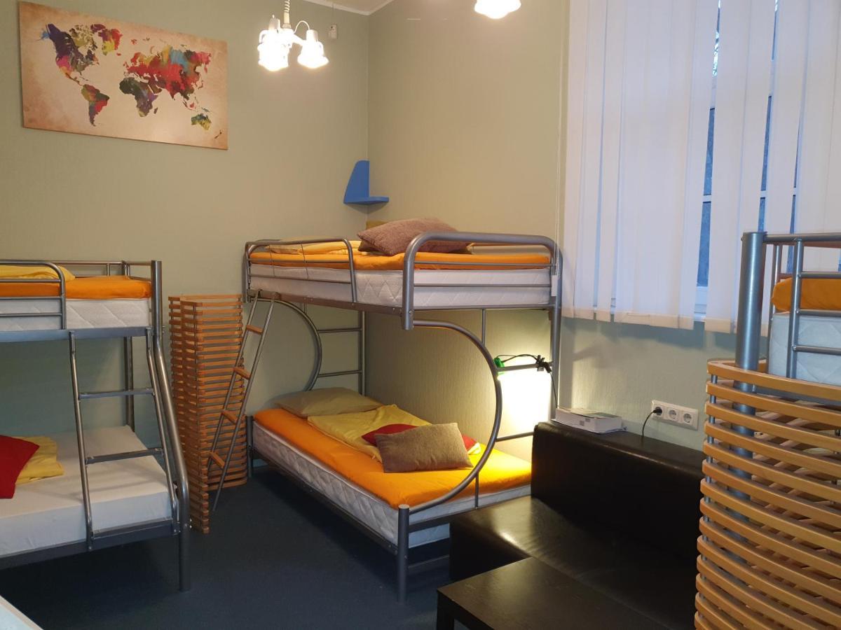 Freedom65 Hostel And Caravan Reval Esterno foto